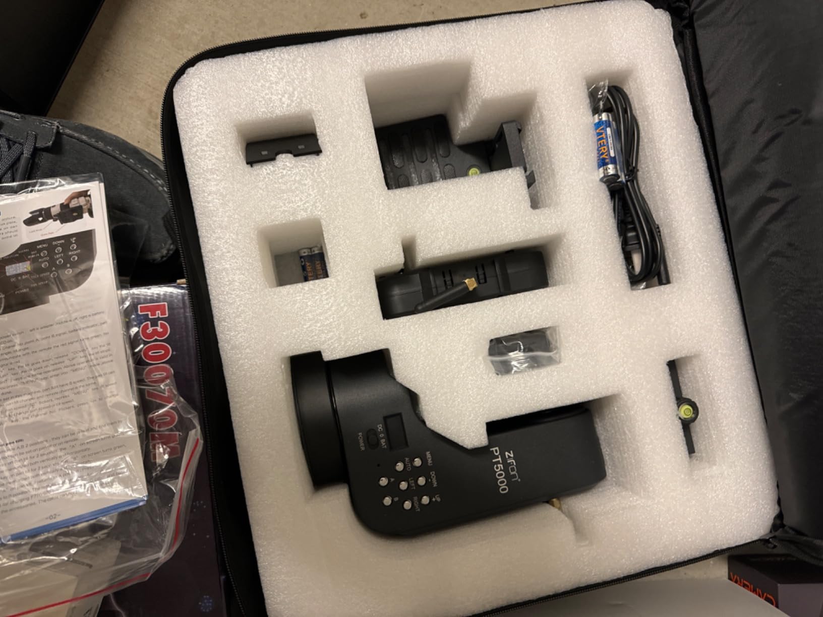 PT5000 360° Auto Motorized Rotating Panoramic Head with Remote Control, Professional Universal Shaft, Support 5KG (11LB) Camera Pan Tilt Video Tripod Head Stabilize customer photo 1