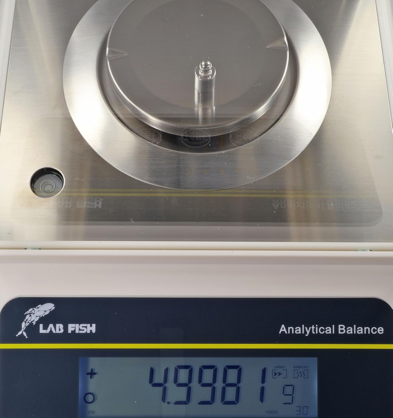 LAB FISH Analytical Balance 220g x 0.1mg Scale High Precision 0.0001g Accuracy Digital Lab Scale Internal & External Calibration for Laboratory Pharmacy Jewelry customer photo 2