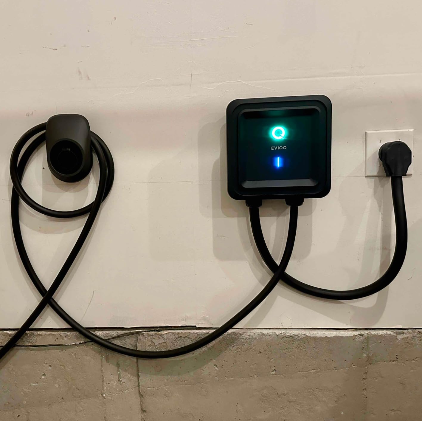 EVIQO Level 2 EV Charger, 48 Amp, J1772 Charger for Non-Tesla EVs, 25ft Cable, WiFi (2.4GHz) Smart App, Weatherproof Indoor/Outdoor (IP66, NEMA 4), UL & ETL Certified, Hardwired 240V, 11.5kW customer photo 2