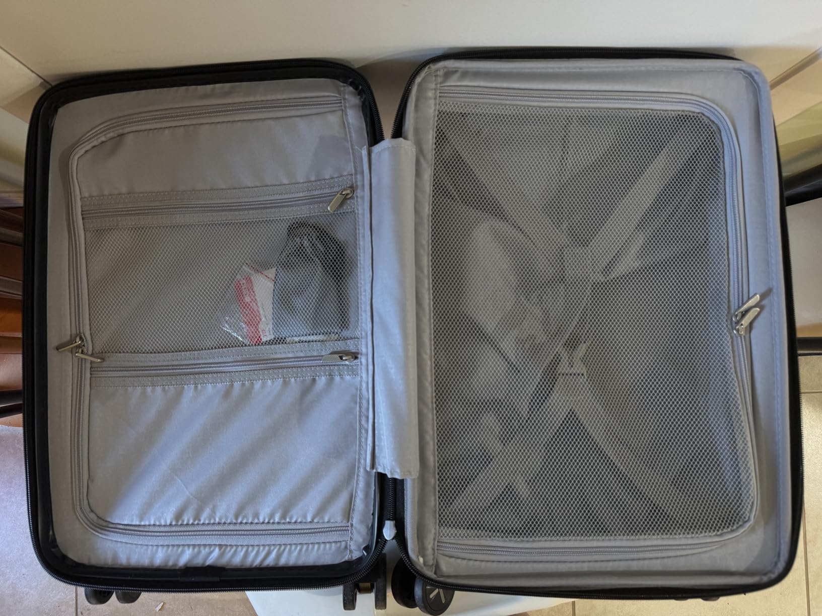 LUGGEX 3 Piece Set Luggage with Spinner Wheels, Polycarbonate Expandable Hard Shell Suitcase (EX-Core, Navy, 3 Piece Sets) customer photo 1