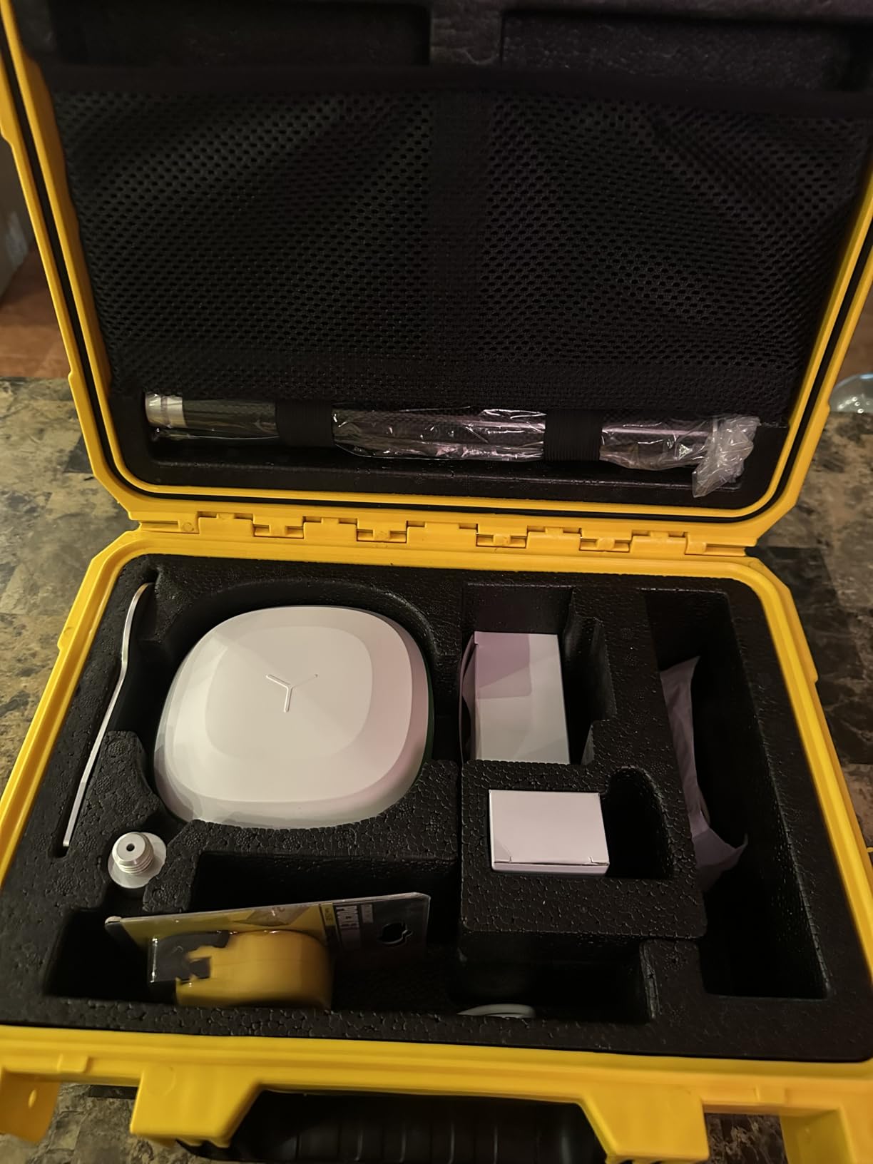 IMU RTK GPS Survey EQUIPEMNT 1cm Accuracy Kilometers Distance Between SMA26 PRO RTK Rover and RTK Base, Work as Base Station for Drones, 0-60° Tilt Surveying customer photo 2