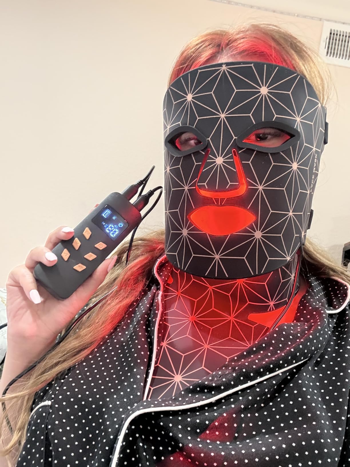 Red Light Therapy for Face and Neck, 8 Colors LED Face Mask Light Therapy with 850NM Near Infrared, 3000 mAh Rechargeable 6-In-1 Red Light Therapy Mask Set Skin Care Device for Skin Rejuvenation customer photo 1