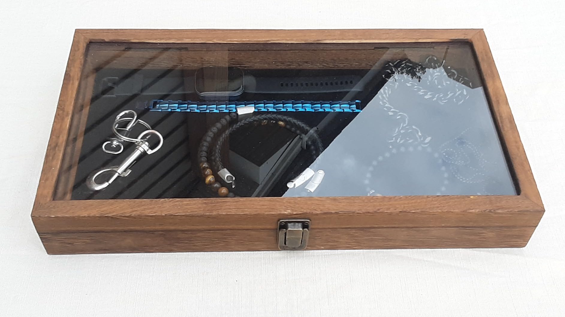 MOOCA Tempered-Glass Top Wooden Jewelry Display Case with Removable Base, Black Luxurious Velvet Jewelry Display Pad & 20 Removable Pins customer photo 1