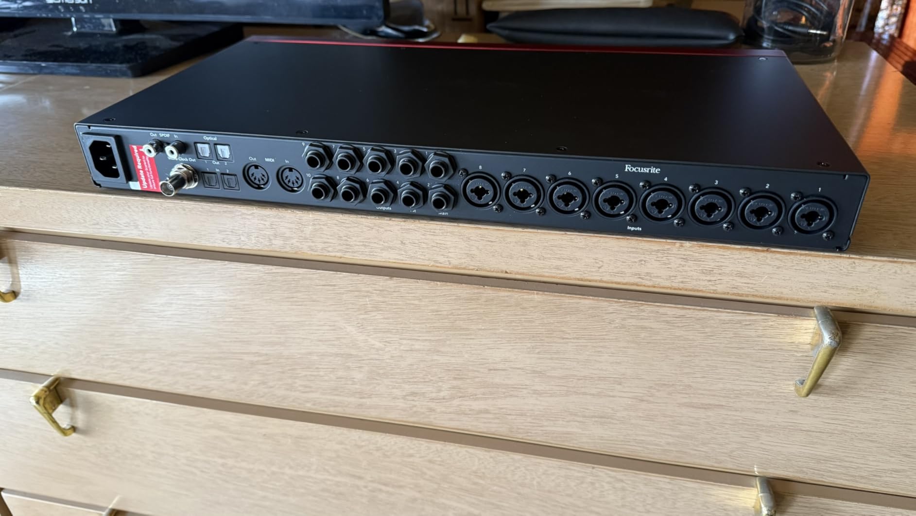 Focusrite Scarlett 18i20 4th Gen USB Audio Interface for Multitrack Recording customer photo 1