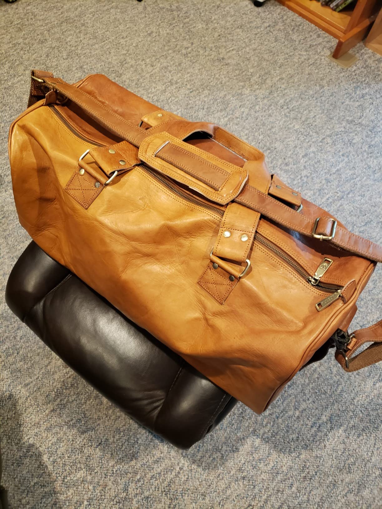 Vintage Genuine Leather Duffle Bag Oslo for Travel or the Gym, Weekender, Travel Bag, Overnight Bag for Men and Women customer photo 1