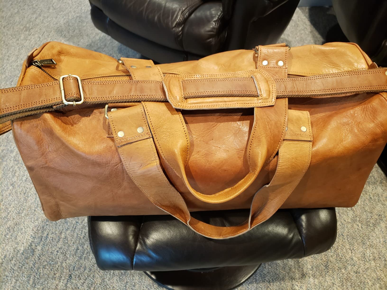Vintage Genuine Leather Duffle Bag Oslo for Travel or the Gym, Weekender, Travel Bag, Overnight Bag for Men and Women customer photo 2