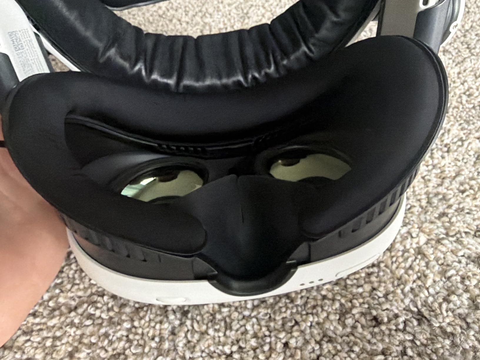 DESTEK Cooling Face Pad Facial Interface Compatible with Meta Quest 3, NOT for Meta Quest 3S, Includes Two Replacement Ice Silk & Cool Ice Gel Face Cushions customer photo 2