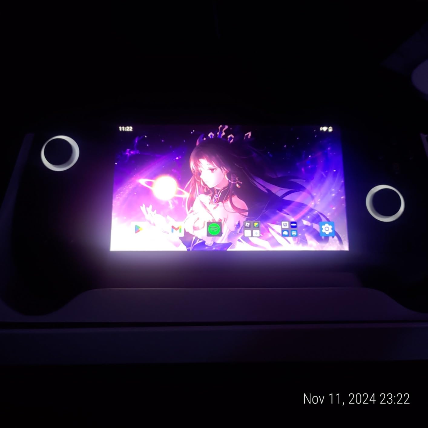 RG556 Retro Handheld Game Android 13, 5.48 inch Touch OLED Screen, Supports DP and WiFi Bluetooth has Hall Rocker Battery 5500mAh customer photo 2
