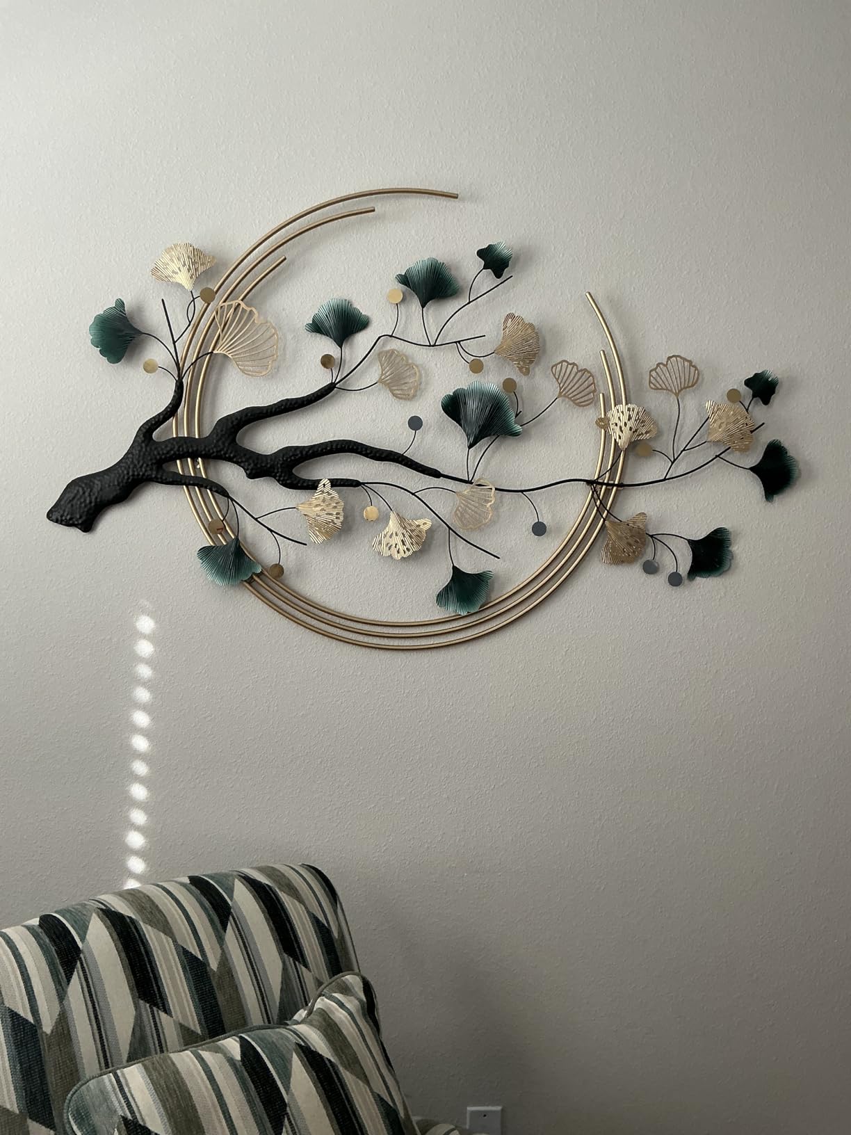 QXSXXJ 3D Metal Wall Art Decor for Living Room Large Modern Wall Sculptures Gold, 59'' Metal Wall-mounted Home Decoration, Creative Ginkgo Décor for Living Room Dining Room Bedroom (ginkgo leaf) customer photo 1