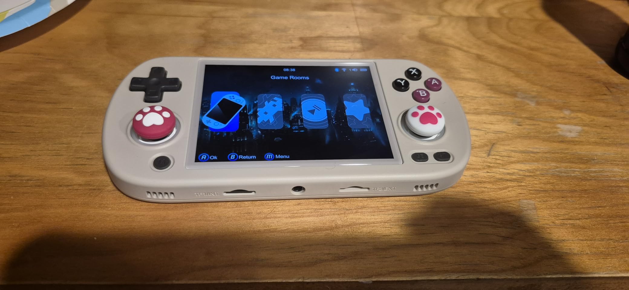 RG40XX H Handheld Game Console RG40XXH Retro Gaming Console 4.0'' IPS Screen with 64G TF Card Pre-Installed Games Linux System Supports 5G WiFi Bluetooth HDMI and TV Output New Emulator RG40XX Black customer photo 1