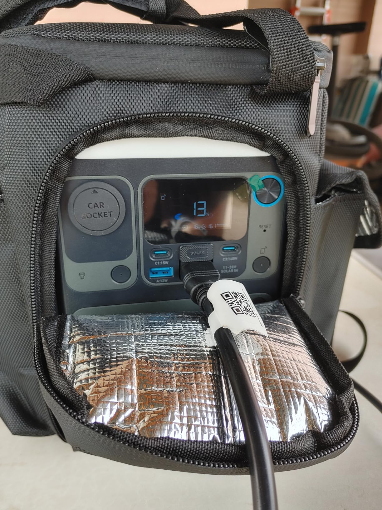 Anker SOLIX C300 Solar Generator with 60W Solar Panel, 288Wh Portable Power Station, 300W (600W Surge), LiFePO4 Battery, 140W Two-Way Fast Charging customer photo 2