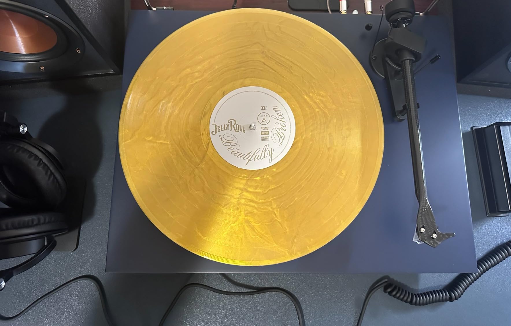Pro-Ject Debut EVO 2 Turntable with Pick it MM EVO Cartridge (Satin Steel Blue) customer photo 2