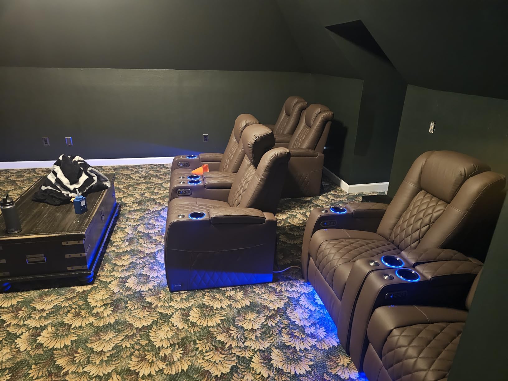 comfiroom Home Theater Seating Seats Classic Series Top Grain Leather Recliner Chair Dual Power Electric Headrest Movie Gaming Sofa with Tray Table Type-C USB Charger Cup Holders (Black, Row of 4) customer photo 1