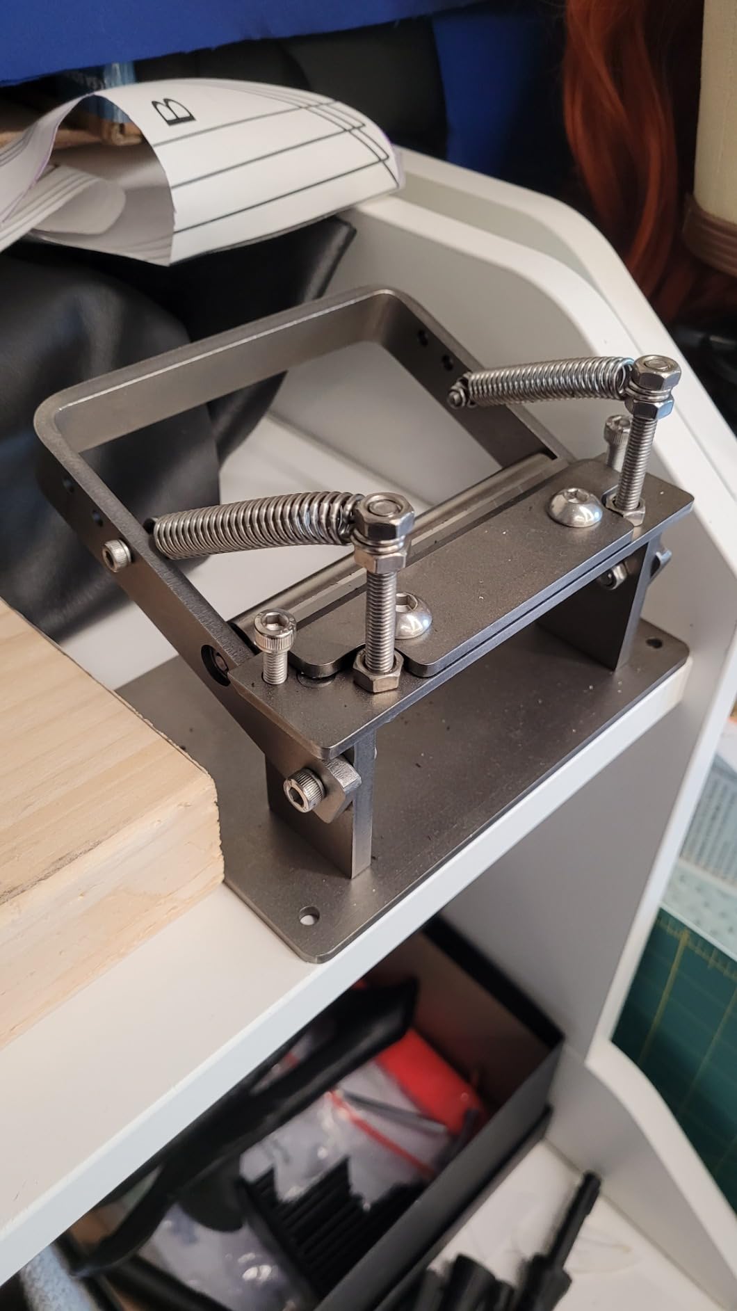 Leather Splitter, Leather Skiver Peeler, Manual Skiving Machine, Peeling Thinning Paring Machine Skiver with Blades for DIY Leathercrafting Tools customer photo 1