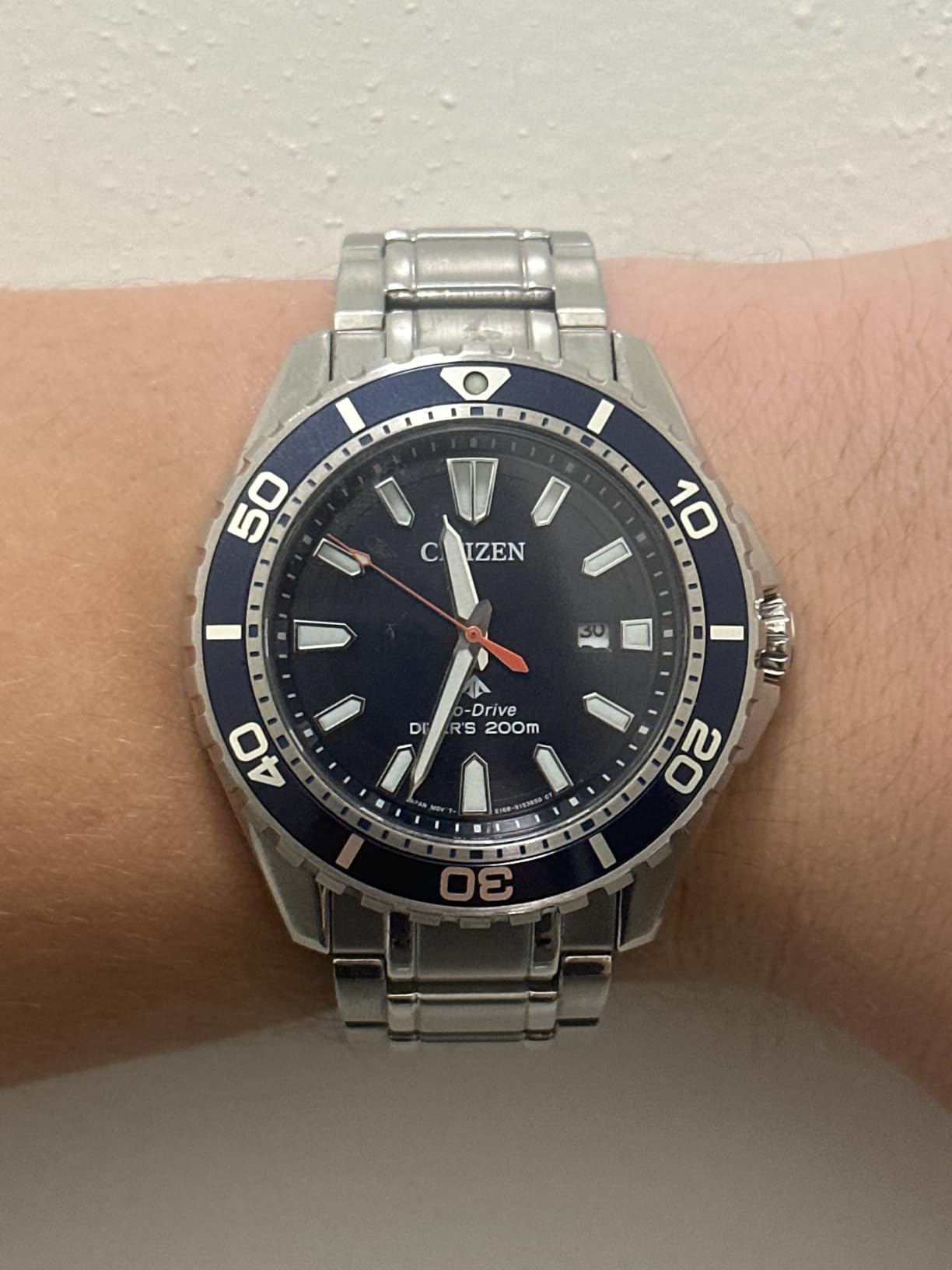 Citizen Men's Promaster Sea Eco-Drive Stainless Steel Watch with Blue Dial, 3-Hand Date, One-Way Rotating Bezel, ISO Compliant (Model: BN0193-17E) customer photo 1