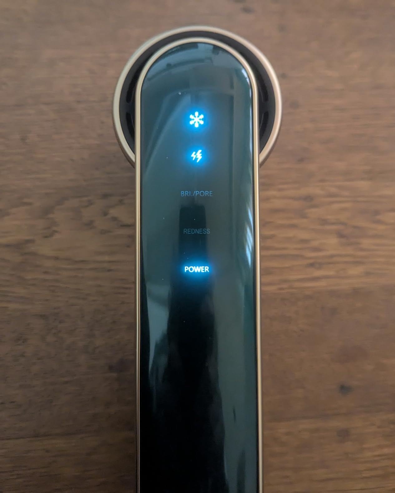 JOVS Blacken PRO Skincare Device for Face, Facial Beauty Device for Skin Rejuvenation Spot and Blemish Lightening, Ice-Cooling Contact | 3 Modes (Green) customer photo 2