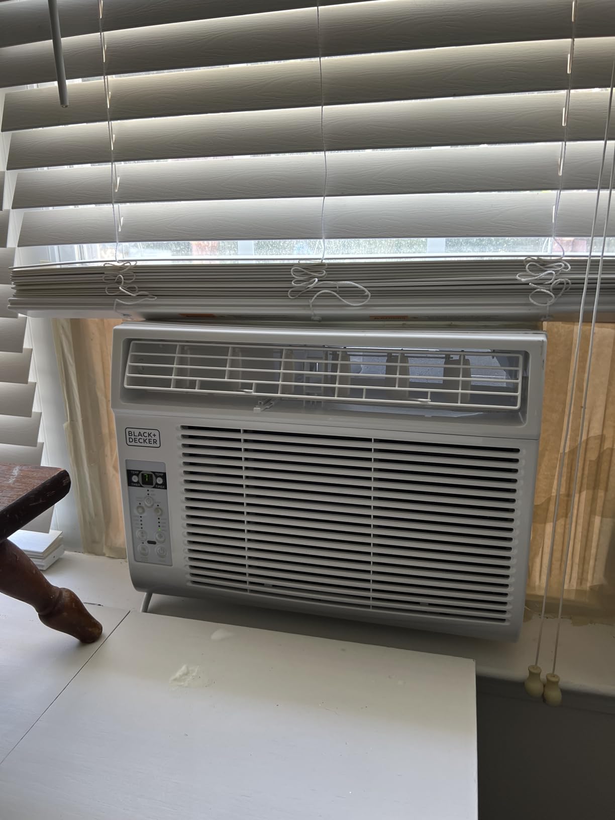 BLACK+DECKER Window or Through The Wall Air Conditioner 18000 BTU, AC Window Unit Cools Up to 1000 Square Feet customer photo 1