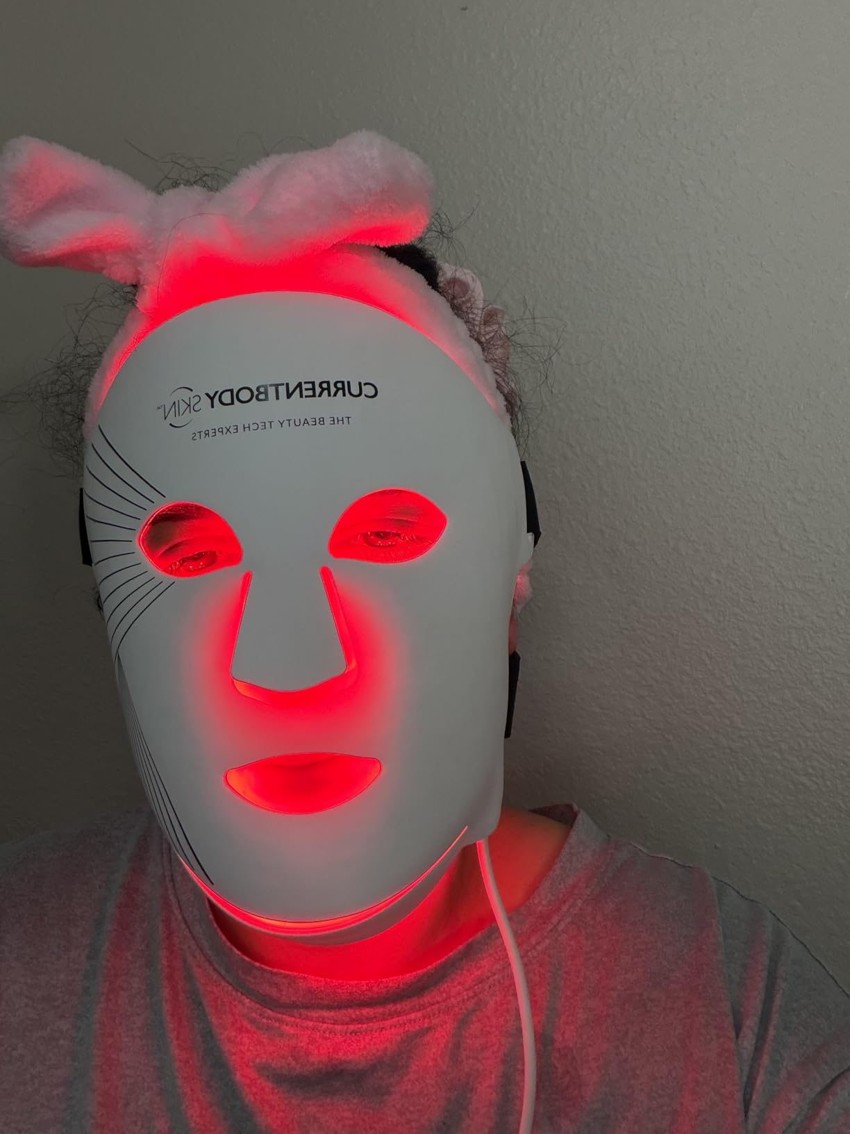 Skin LED Light Therapy Mask: Series 2 customer photo 2