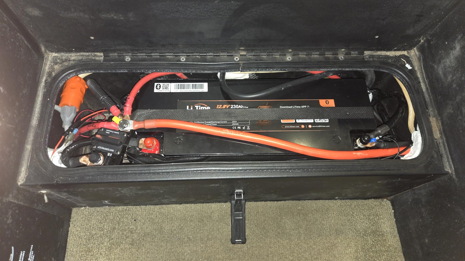 LiTime 12V 230Ah Bluetooth Lithium Battery, 4000+ Deep Cycle LiFePO4 Battery, Max 2944Wh Energy, Perfect for RV, Travel Trailer, Off-Grid customer photo 1