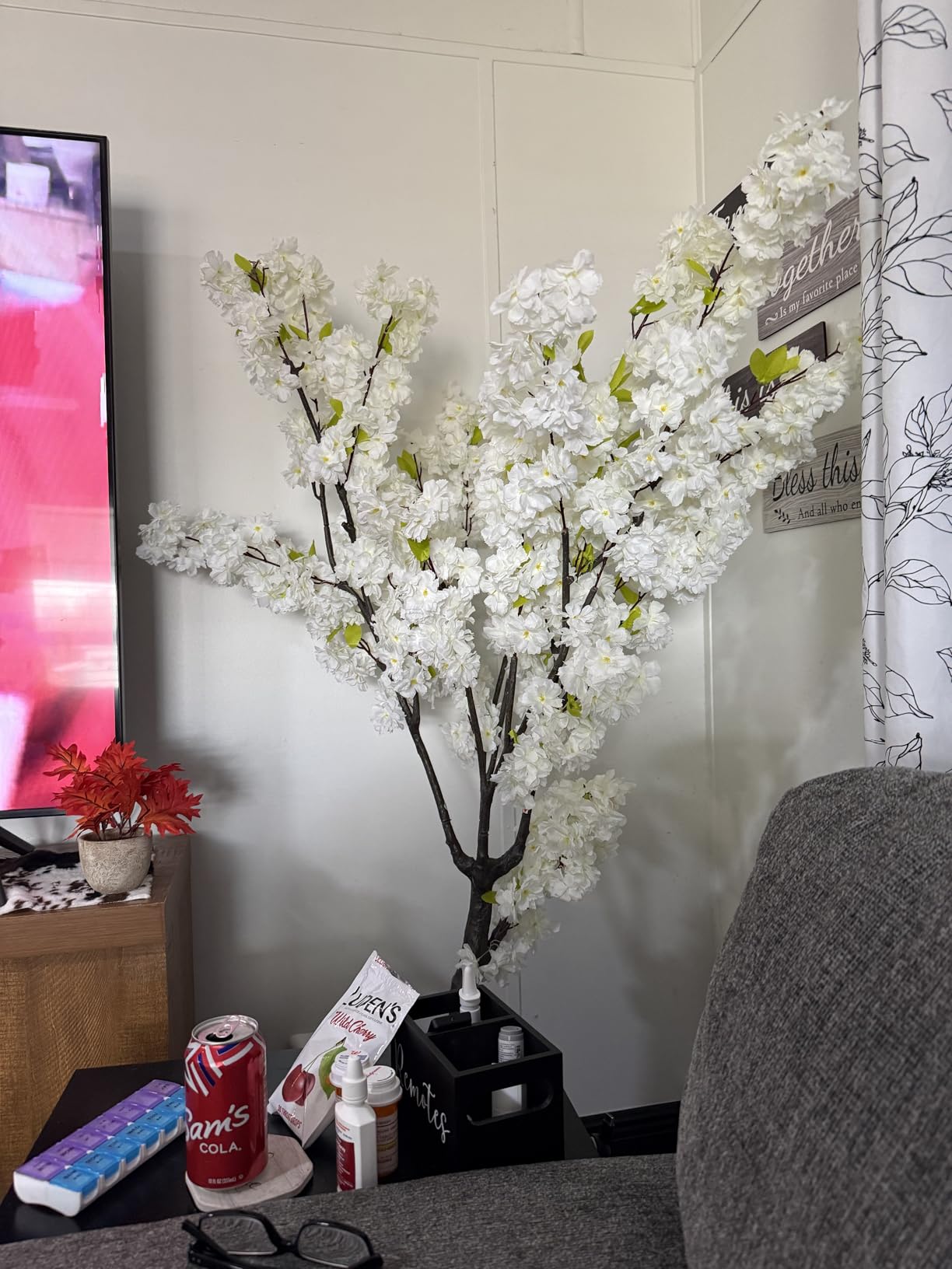 Faux White Cherry Blossom Tree 6ft(74in) Tall Artificial Plant Home Decor Handmade Natural Fake White Flower Tree for Wedding Realistic Silk Cherry Plant in Pot for Living Room,Office,Outdoor Decor customer photo 1