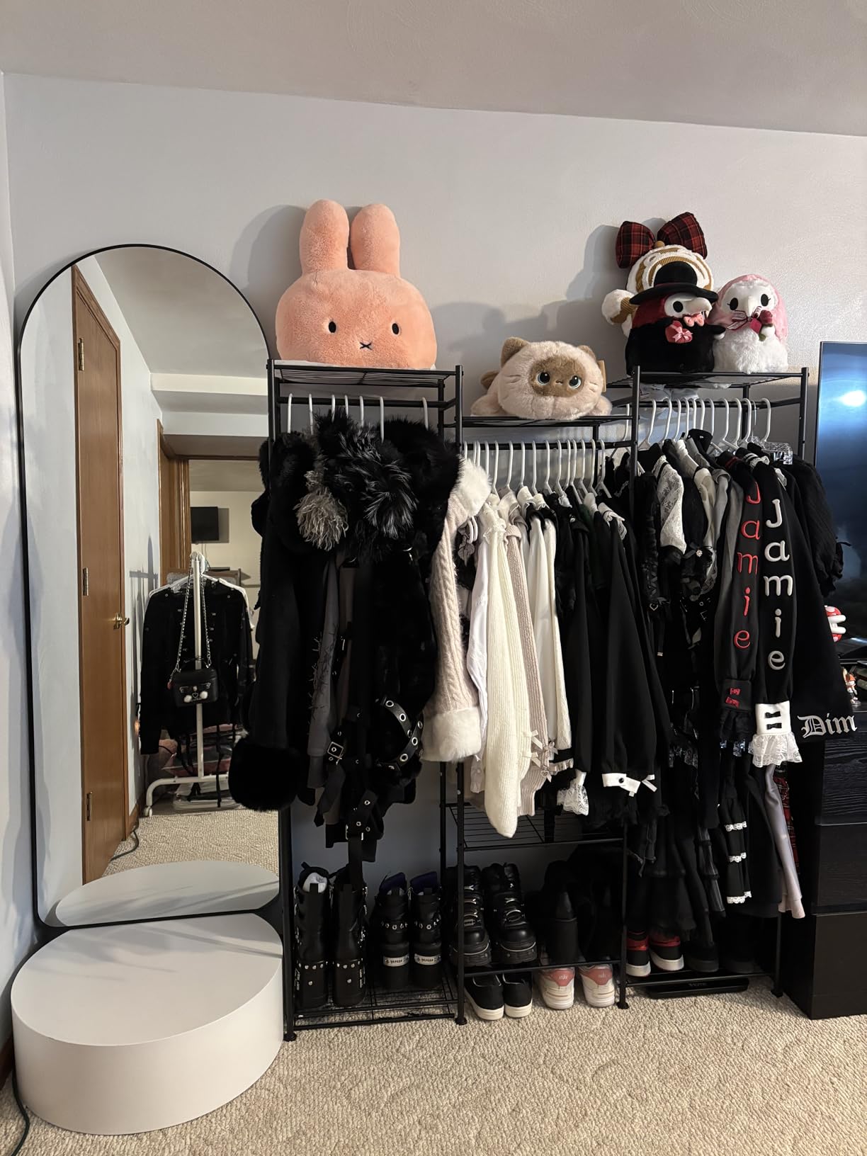 HOMIDEC Wardrobe Closet, 4 Hanging Spaces Portable Clothes Rack, Free Standing Closet Organizer and Storage System with Hanging Rods, Clothing Rack Suitable for Cloakroom, Bedroom, Entrances, etc. Black customer photo 1