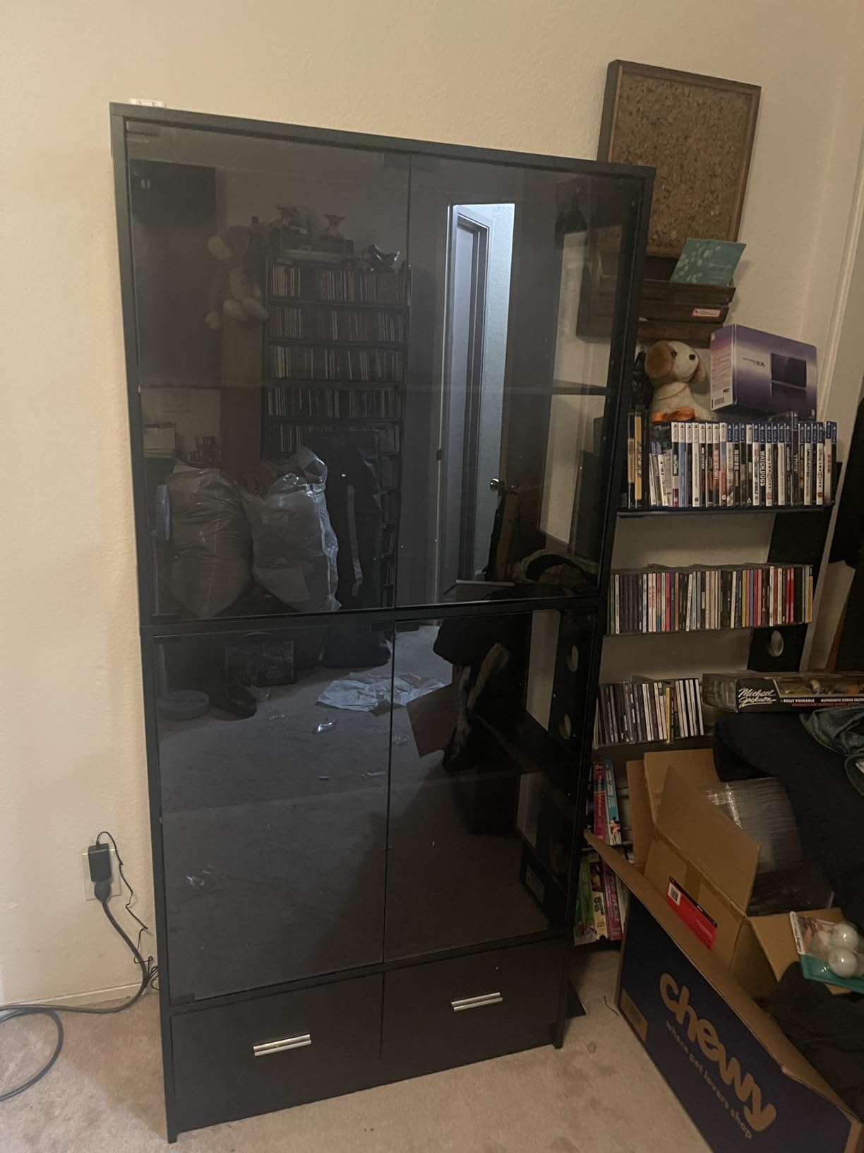 Lamtor Display Cabinet with Glass Doors - 67
