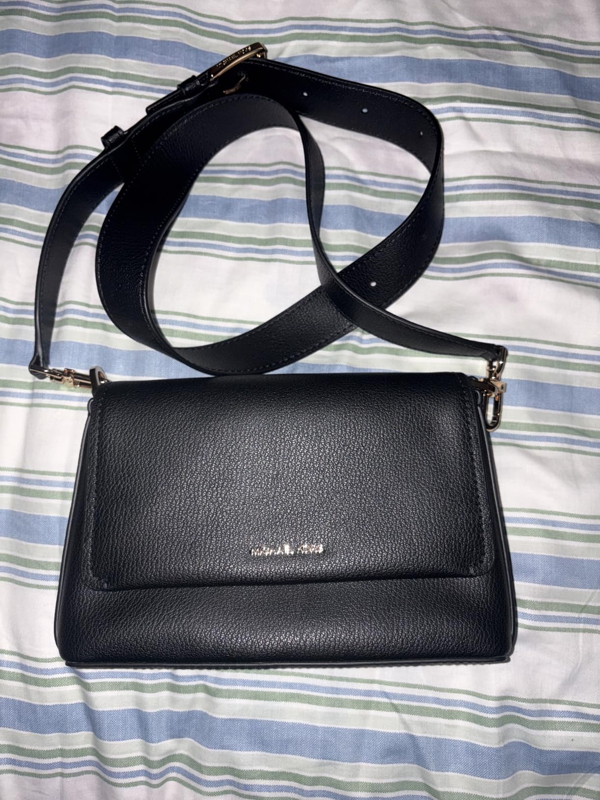 Michael Kors Women's Quinn Medium Tote customer photo 1