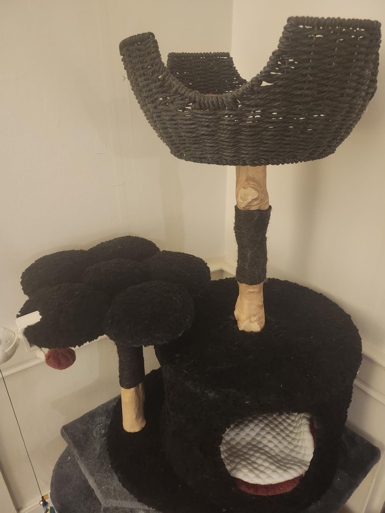 Easyego Modern Cat Tree, 39.9