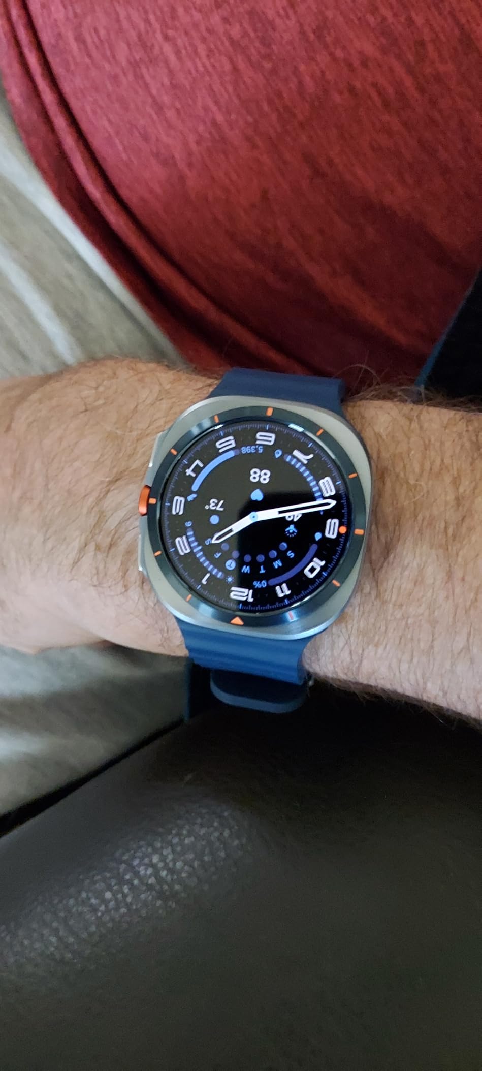 Galaxy Watch Ultra (2025) 47mm LTE Smartwatch, Titanium Casing, Advanced Sleep Coaching, Running Coach, Energy Score, Heart Rate Tracking, GPS, Titanium Gray [US Version, 2 Yr Warranty] customer photo 1