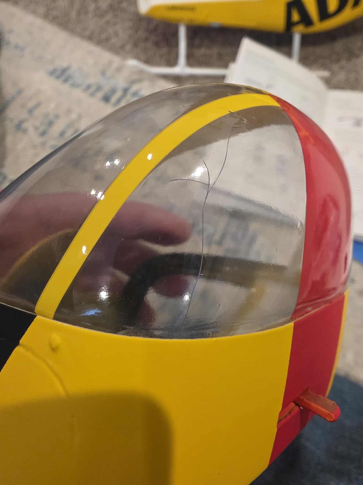 FLYWING EC135 RC Helicopter with LED Light RTF, 470 Size Scale Helicopter customer photo 2