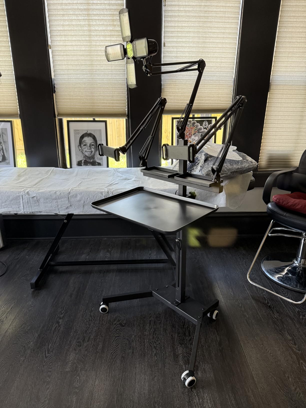 GBK Tattoo Workstation with LED Tattoo Light, Magnetic Tattoo Tray on Wheels, Salon Tray, Phone/Tablet Dual Stands, Tattoo Rolling Trolley for Salon Tattoo Studio (Black) customer photo 2