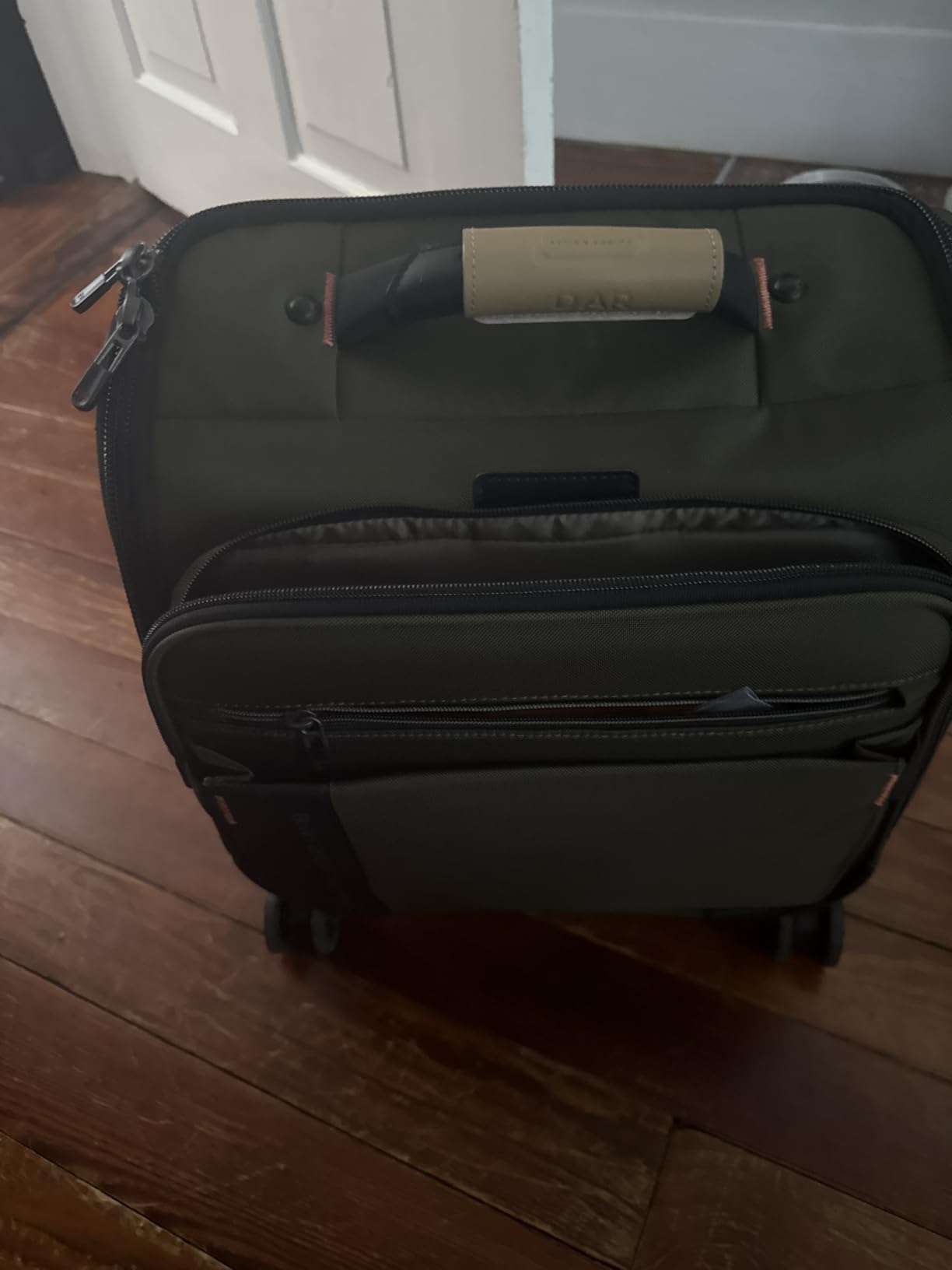 Briggs & Riley ZDX Cabin Spinner - Carry On Luggage for Travel, Softside Rolling Bag for Men & Women, Fits Under Plane Seat, Telescoping Handle - Black customer photo 1