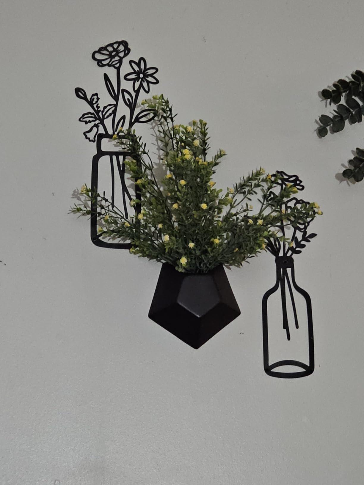 4 Pieces Abstract Black Metal Flowers Wall Sculptures for Home Decor, Contemporary Floral Wall Art Set, Modern Black Line Wall Hanging Decorations for Bedroom Living Room Bathroom,12 x 17 Inches customer photo 1