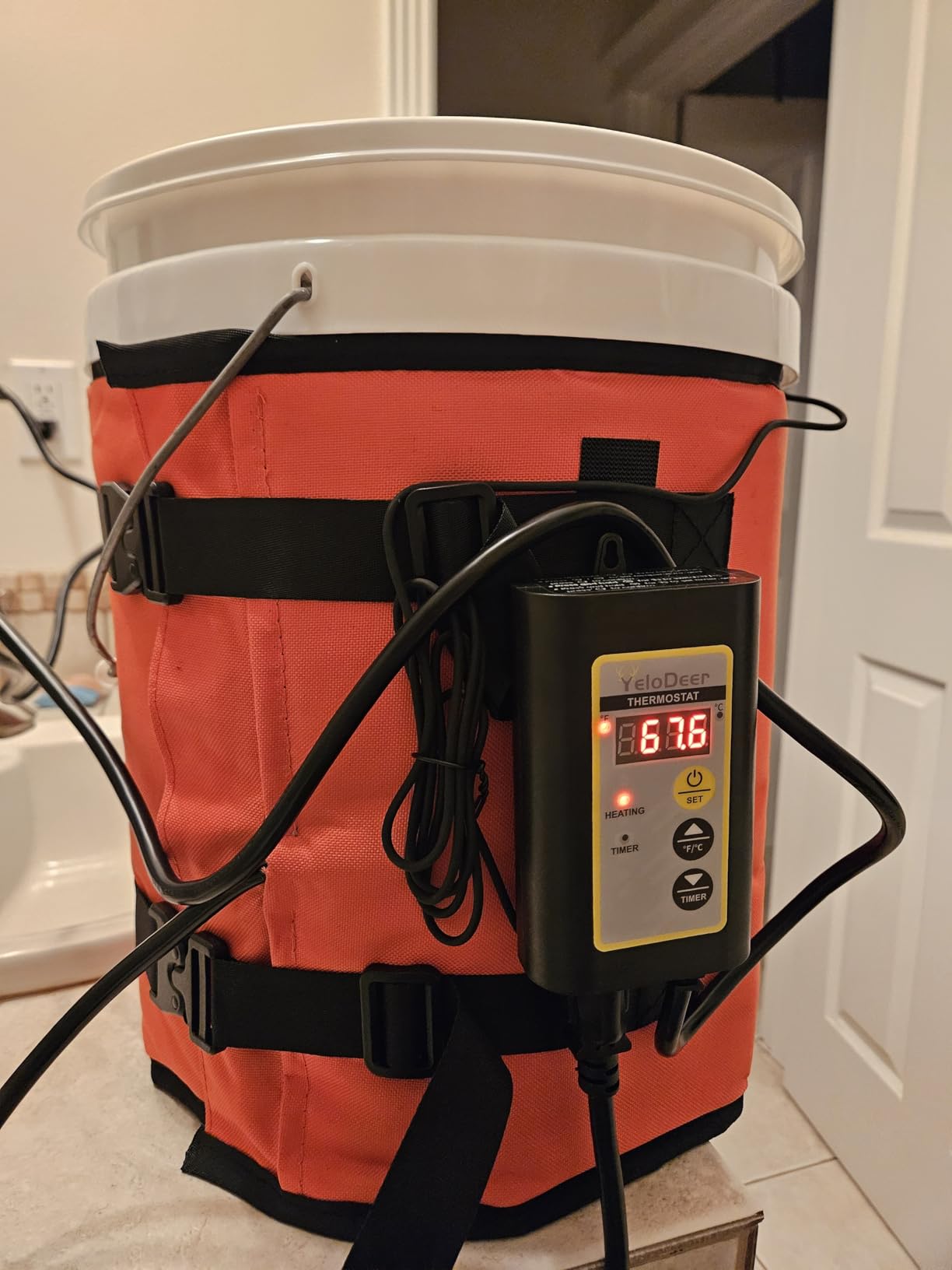 Upgraded 5 Gallon Honey Warmer Bucket Heater with Digital Display Timers Temperature Controller, Operates In 41-158°F, Insulated Pail Heater with Cutout for Gate Valve, 200W, 120V customer photo 1