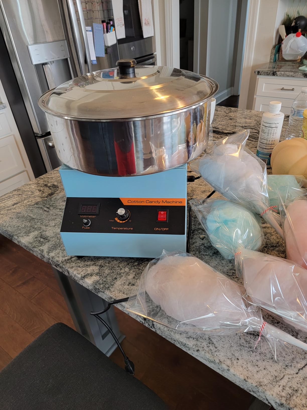 Cotton Candy Machine Commercial, Ajgvq Upgraded 1000W Efficiently Cotton Candy Maker with Stainless Steel Bowl, Bowl Cover, Sugar Scoop, Easy & Safe to Use, Candy Floss Maker for Home, Party, Festival customer photo 2