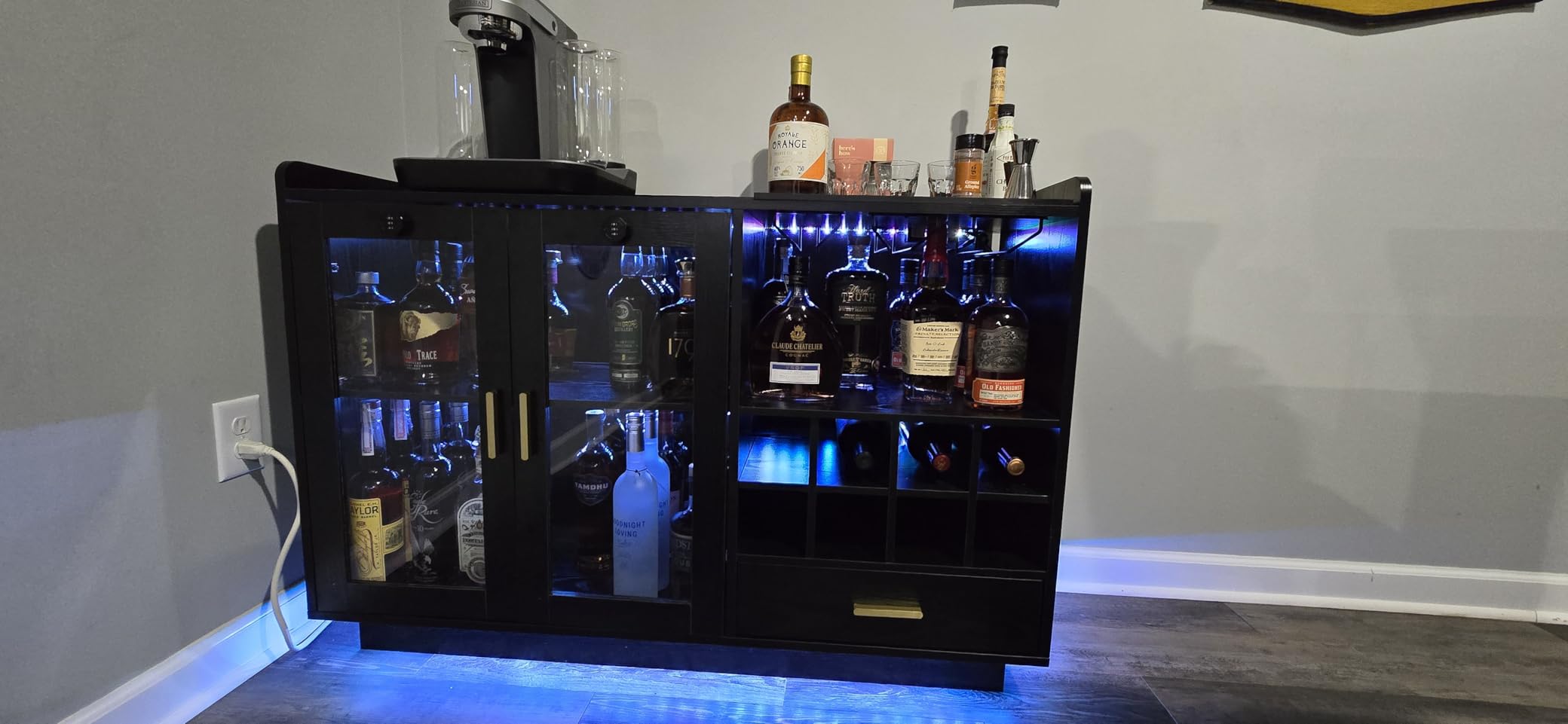 COCO DESIGN Modern Wine Bar Cabinet with LED Light & Locked Glass Door, Floating Coffee Bar with Power Outlets & Glass Rack, Black Buffet Sideboard with Removable Wine Rack and Drawer for Living Room customer photo 1