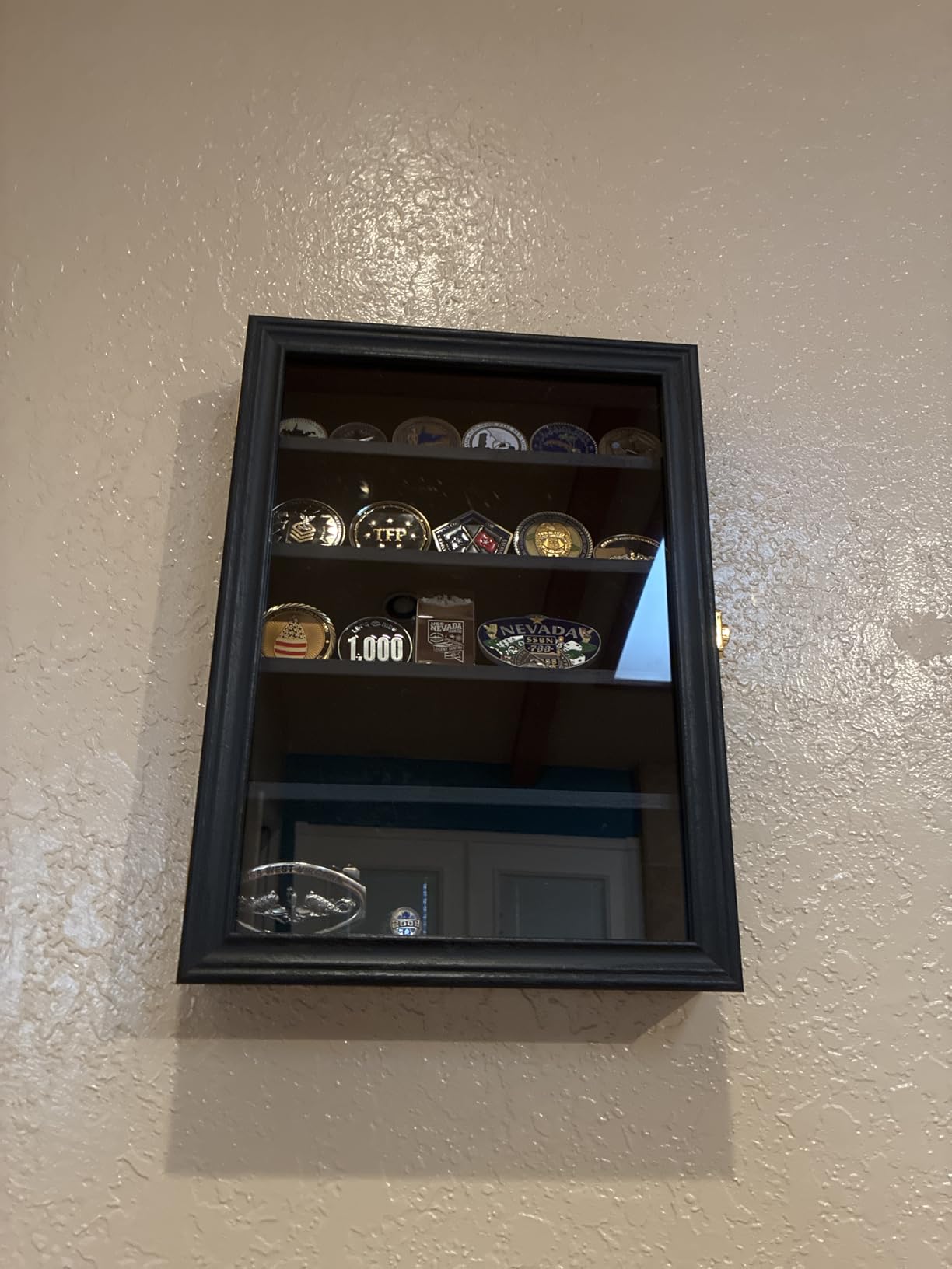 Challenge Coin Display Case, 7 Rows Lockable Military Coin Display Cabinet with UV Acrylic Door, Removable Shelves & Felt Background, Large Shadow Box customer photo 2
