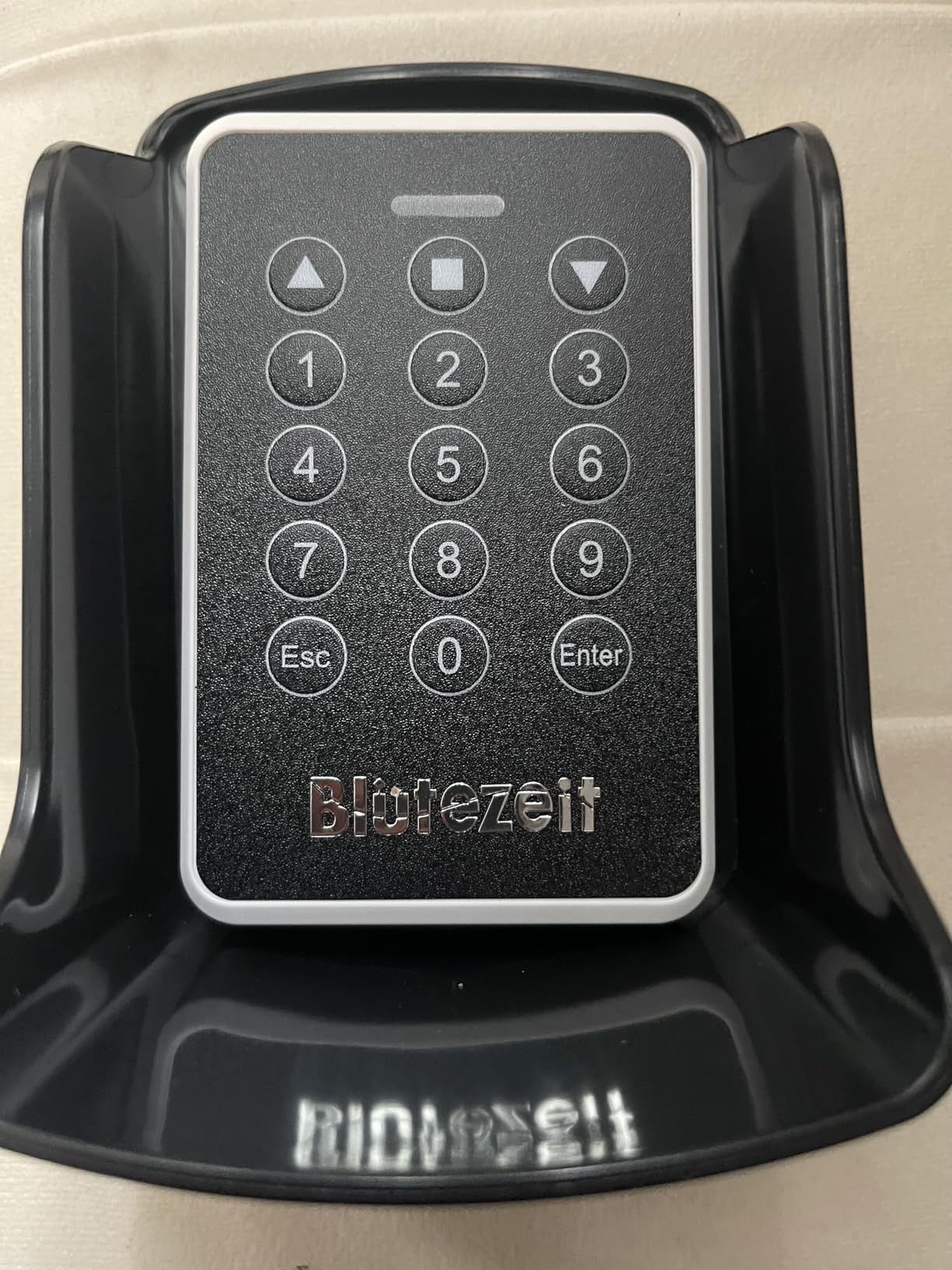 Blutezeit Wireless Keypad with IP54 Waterproof Cover for 433MHz Gate Openers, Secure PIN Code Access System customer photo 1