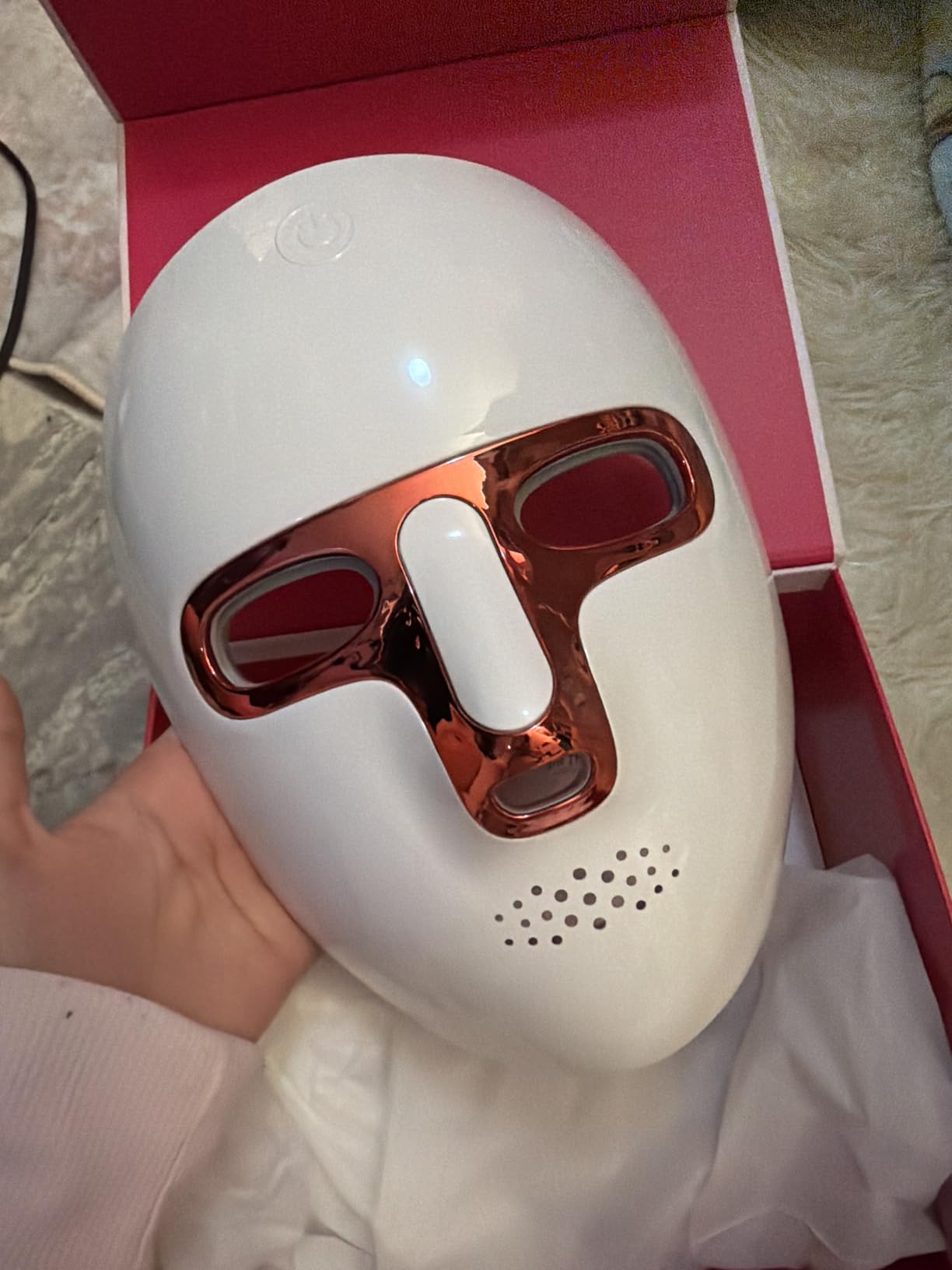 Red Light Therapy for Face - LED Light Therapy Mask Skin Care Mask, Cordless LED Face Mask face & Neck, Red & Infrared Lights Masks, USB C Rechargeable for Home Use customer photo 1
