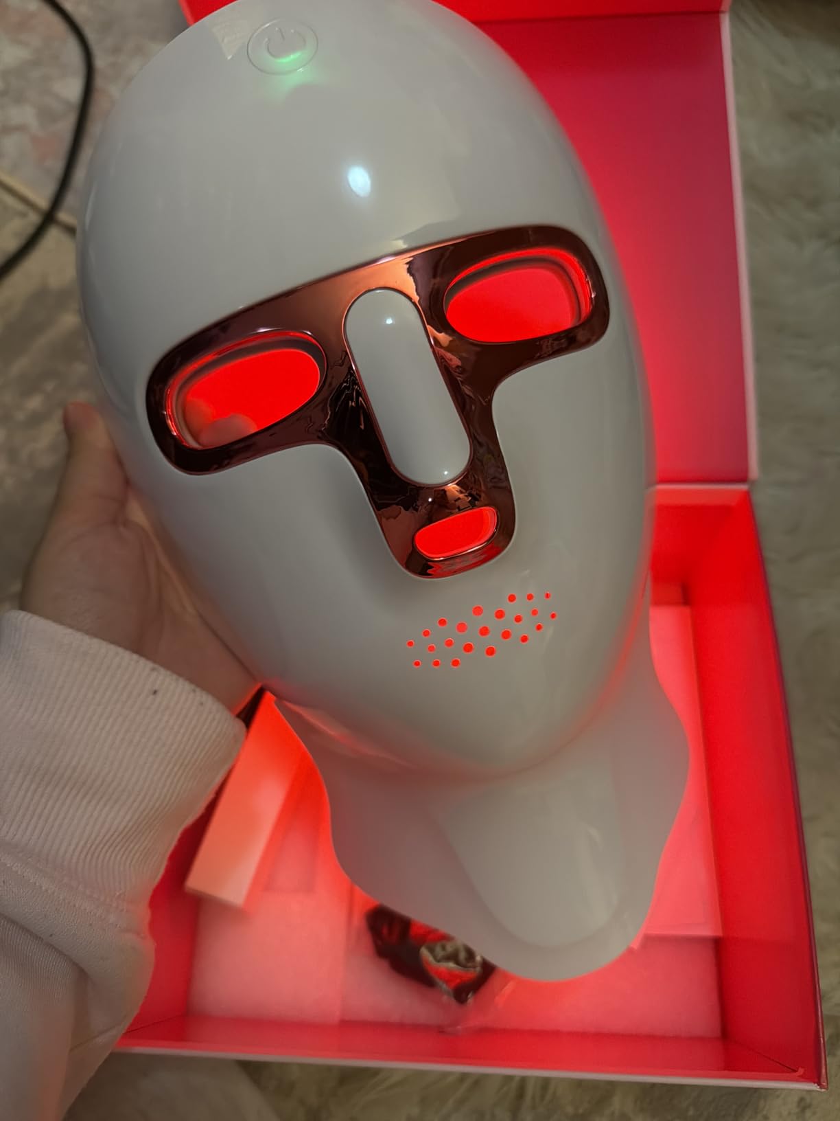 Red Light Therapy for Face - LED Light Therapy Mask Skin Care Mask, Cordless LED Face Mask face & Neck, Red & Infrared Lights Masks, USB C Rechargeable for Home Use customer photo 2