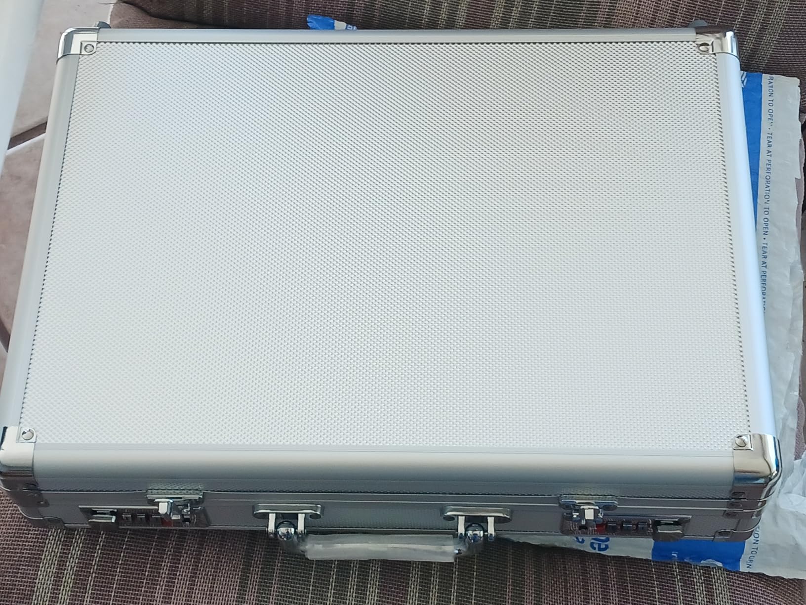 Aluminum Coin Storage Box, 100 Coin Slots Lockable Coin Case with Impact-Resistant Metal Corners & Water-Resistant Shell, Coin Organizer customer photo 1