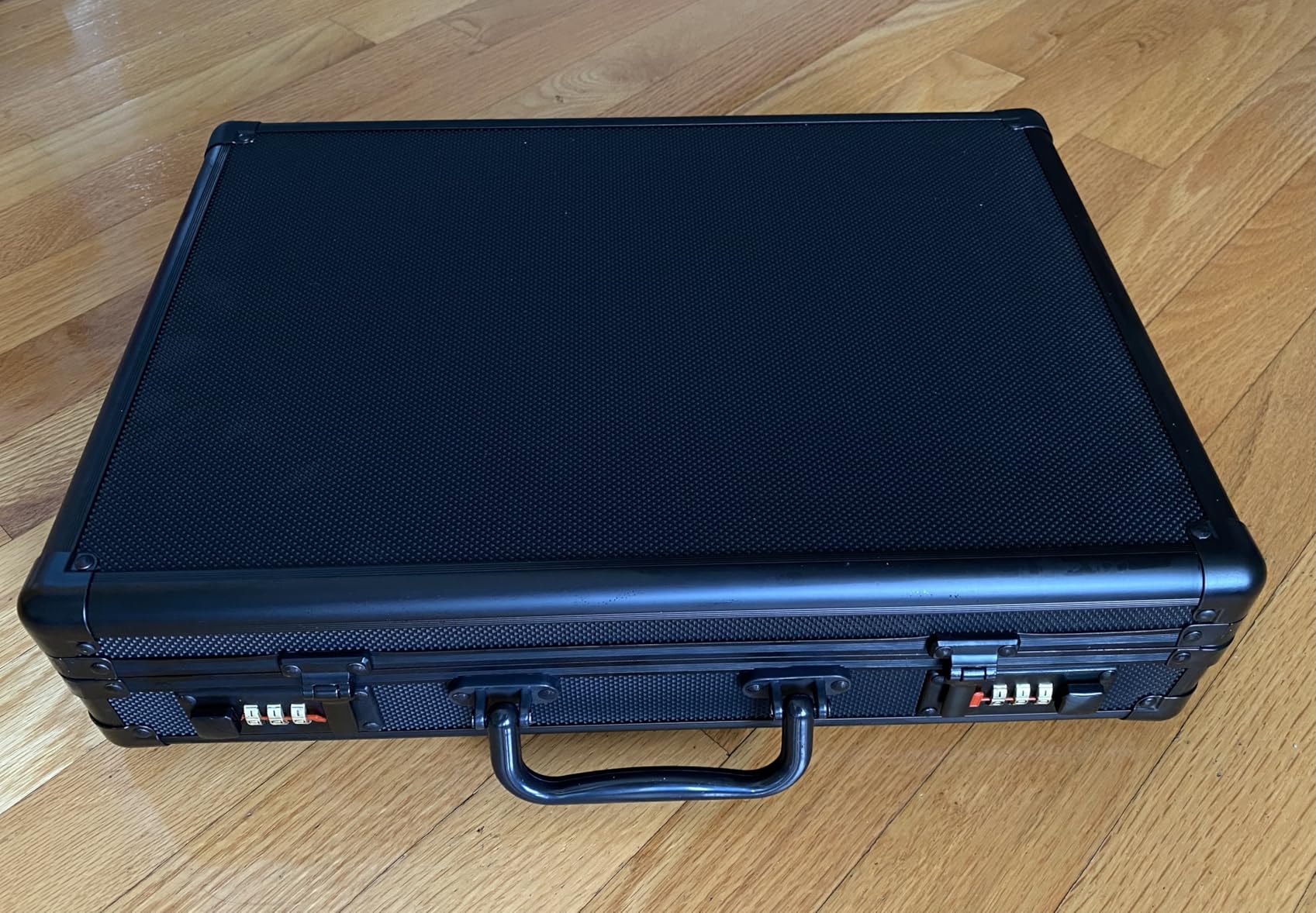 Coin Collection Box with Combination Lock, 100 Slots Lockable Case, Fits Multi-Size Capsules & Dimes/Pennies/Nickels/Quarters/Silver Dollars/Half Dollars customer photo 1