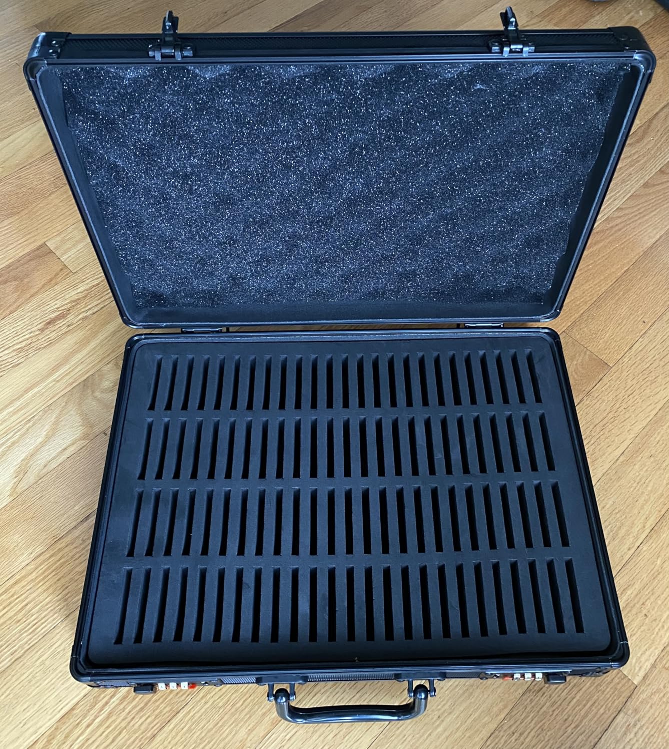 Coin Collection Box with Combination Lock, 100 Slots Lockable Case, Fits Multi-Size Capsules & Dimes/Pennies/Nickels/Quarters/Silver Dollars/Half Dollars customer photo 2