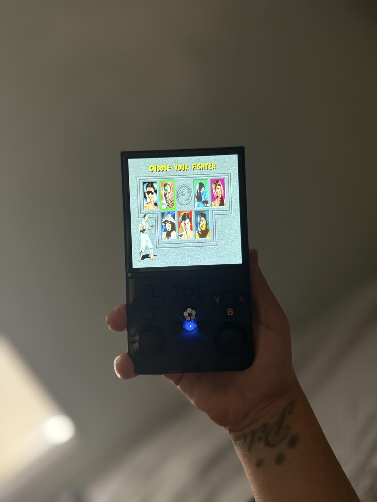 R36MAX Retro Handheld Game Console, 4.0 Inch IPS HD Screen Portable Retro Gaming Console, 1.5GHz CPU Support 30+ Emulator Console Video Game Console, 4000mAh Battery (64GB Blue) customer photo 2