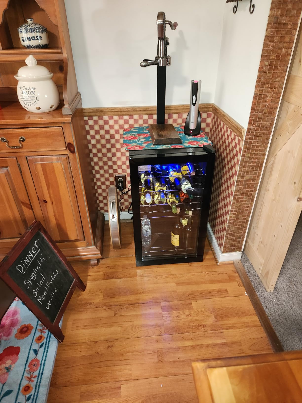 25 Bottle Compressor Wine Cooler Refrigerator, Freestanding Wine Cellar with 41-64°F Adjust Temp & Double-layer Glass Door customer photo 1