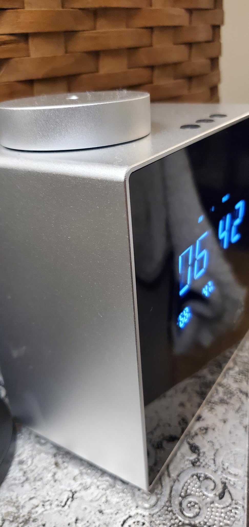2026 Smart Waterless Diffuser, 2000 Sq.Ft Cold Air Scent Diffuser with Clock & Environmental Display | 7 Fragrance Levels, 9 Timer Settings, Hotel Collection Diffuser for Home & Large Rooms (Black) customer photo 1