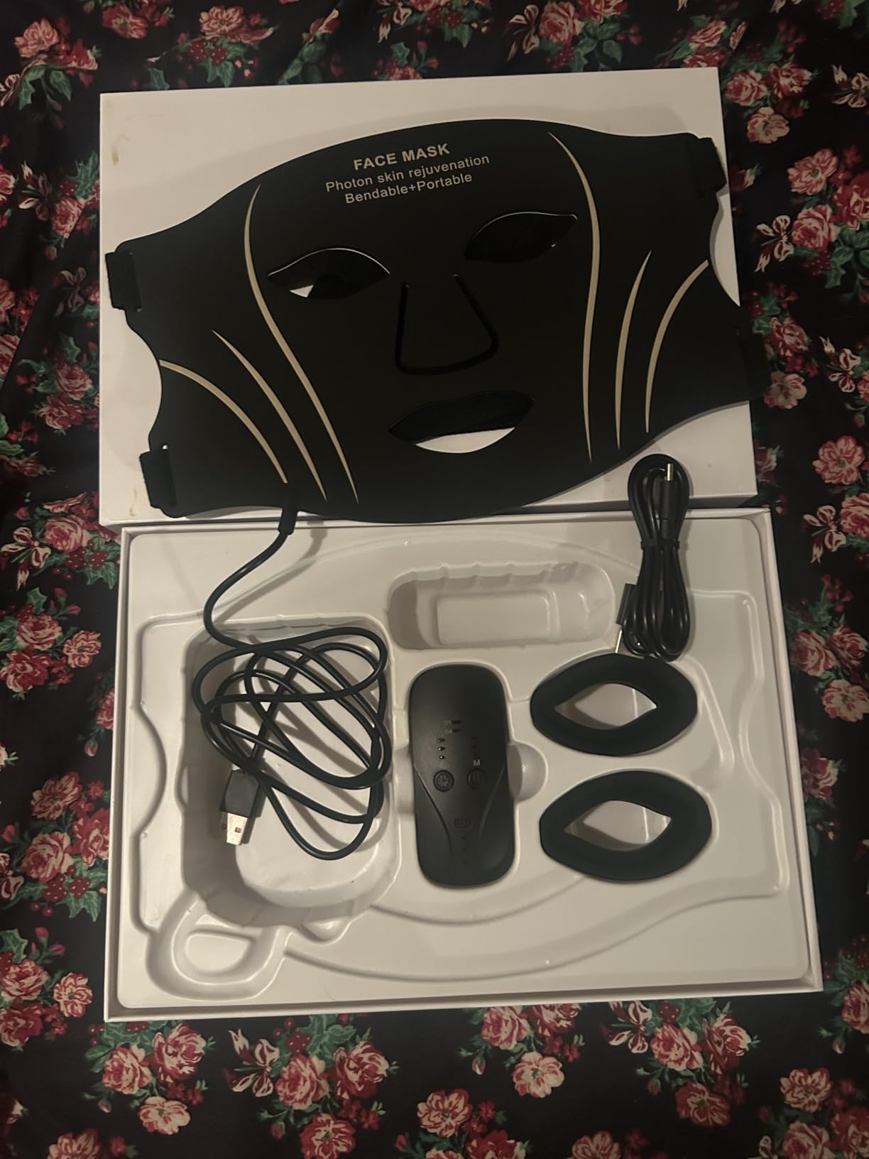 Red Light Therapy for Face, LED Face Mask Light Therapy with Neck Device, 240 Light Beads, Remote Rechargeable, Infrared Red Light Therapy Mask for Home Working Travel Yoga Sleep (Midnight Black) customer photo 2