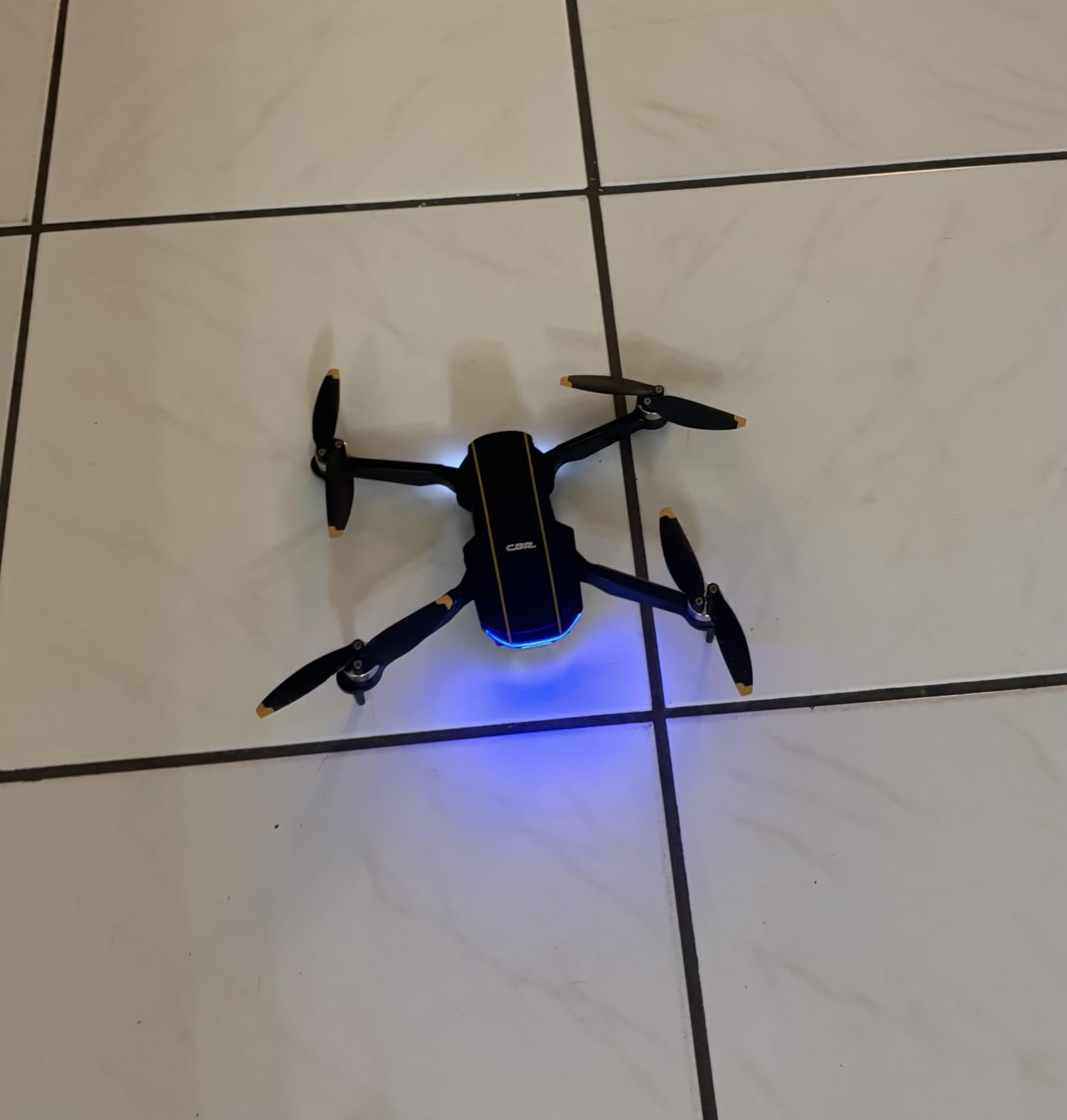 2650 ft Long Range Super Endurance Foldable Drone with Camera for Beginners-84 min Flight Time, WiFi FPV Quadcopter with 4K HD Camera, Brushless Motor, Auto Hover, Follow Me (3 Batteries) customer photo 2