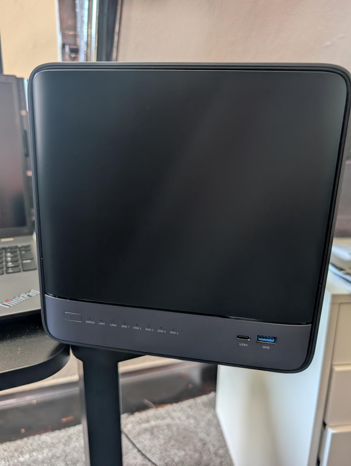 MINISFORUM N5 Air 5-Bay Desktop NAS with up to 174 GB Storage, AMD Ryzen 7 255 (8C/16T) CPU, Dual DDR5 RAM Slots (up to 96 GB), 1x 10GbE, 1x 5GbE, 2X USB4 (8K), HDMI 8K, OCuLink, 3X M.2 Slots customer photo 2