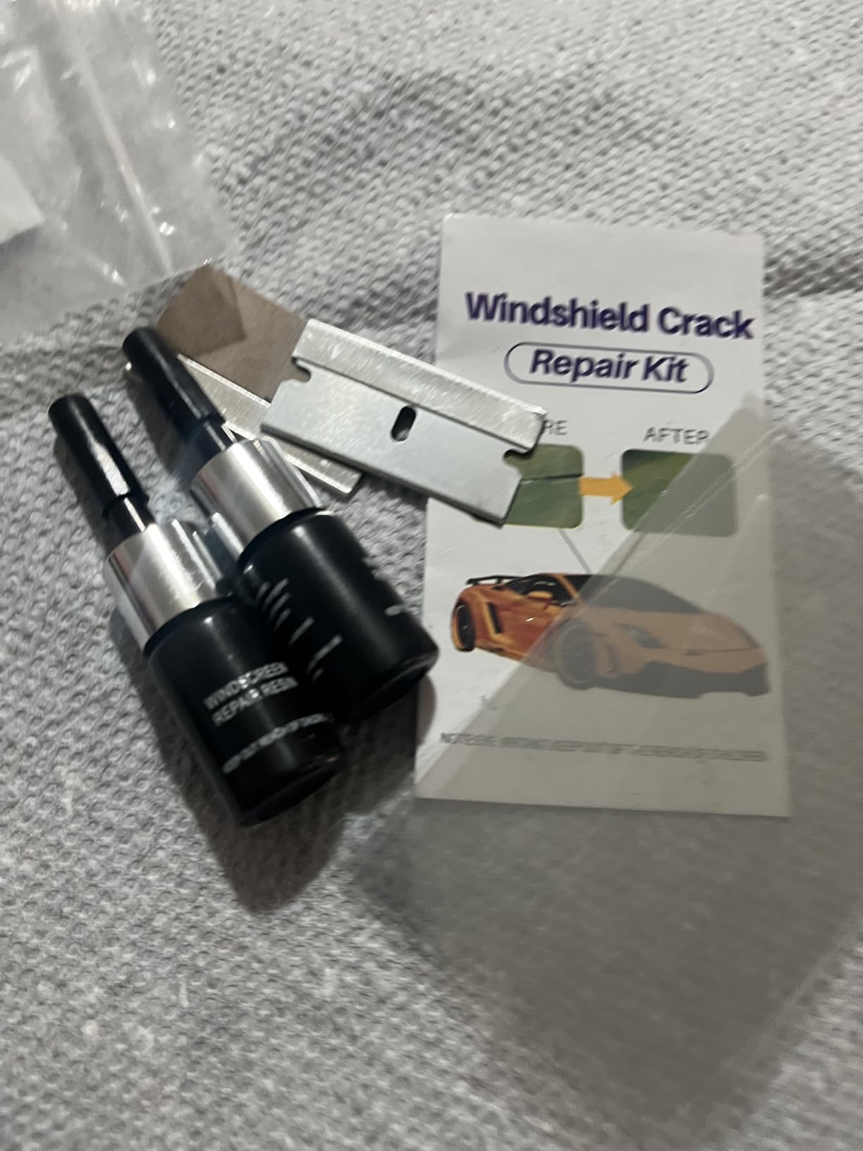 Windshield Repair Kit, Windshield Crack Repair Kit with Suction Cup Curing Light, 2 Pcs Car Glass Repair Kit Quick Fix for Chips & Cracks, Windshield Chip Repair Kit, Automotive Nano Fluid (Mandarin) customer photo 2
